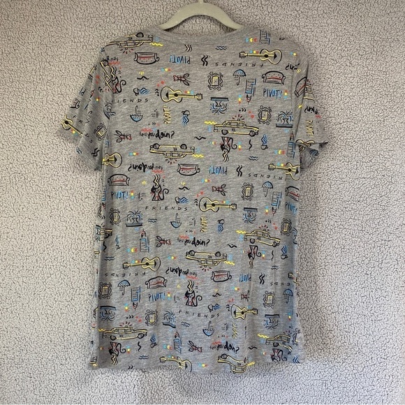 Friends All Over Print Gray Tee Shirt Sz XXL - Picture 4 of 6